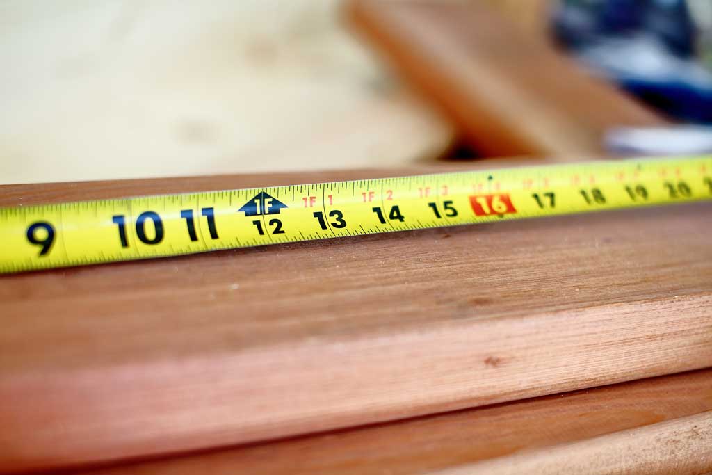 54.5 inches is how many feet
