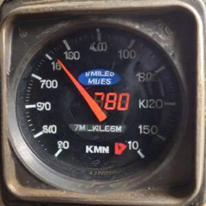 72000 miles to km